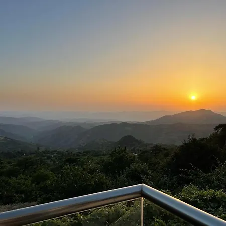 Apartament Bujtina Bezhani Gjinar *