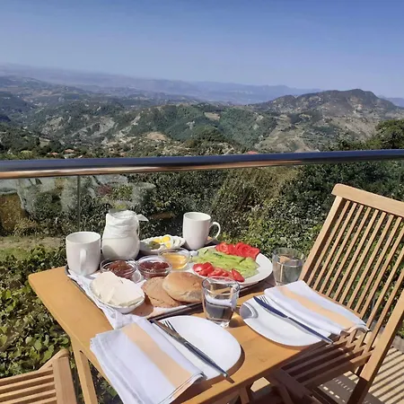 Bujtina Bezhani Gjinar Apartament *